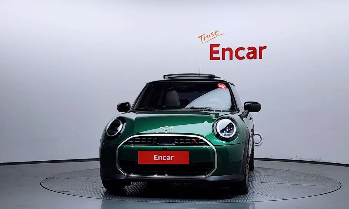 Mini Cooper 2025 из KR, фото 2