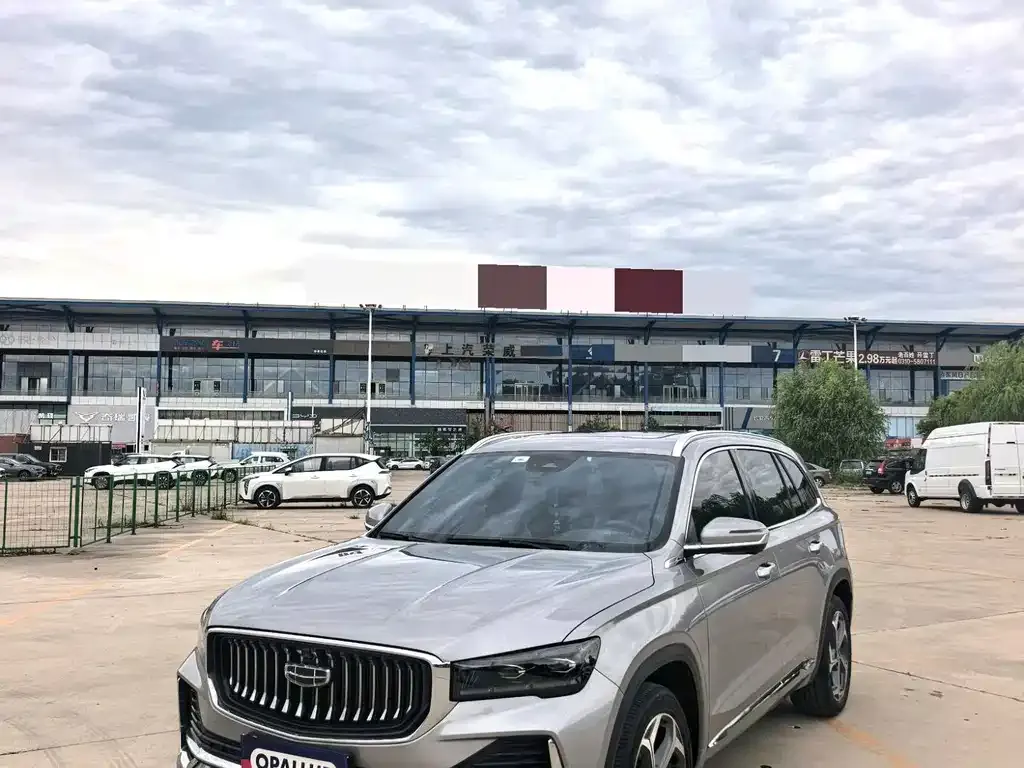 Geely Xingyue L — фото 1