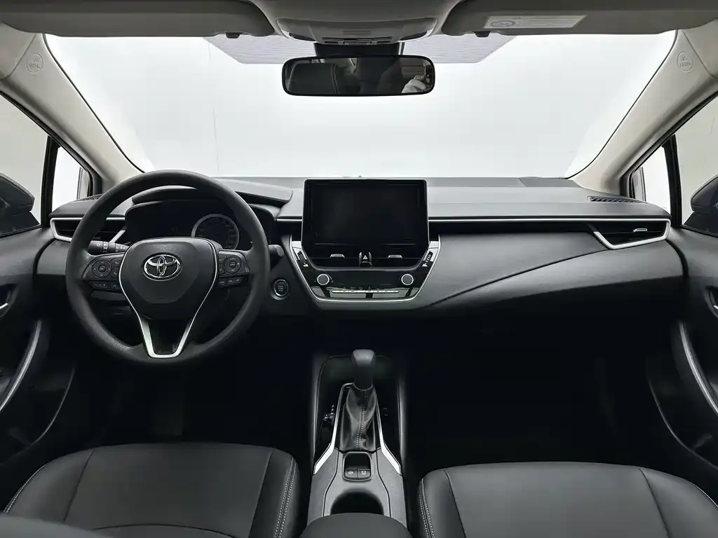 Toyota Corolla — фото 3
