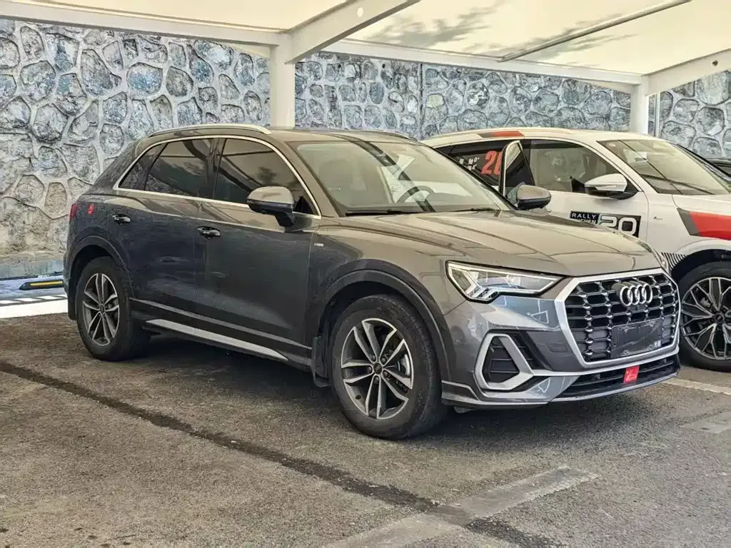 Audi Q3 — фото 9