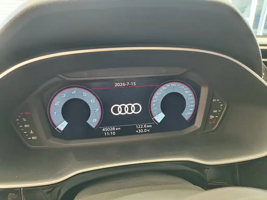 Audi Q3 — фото 2