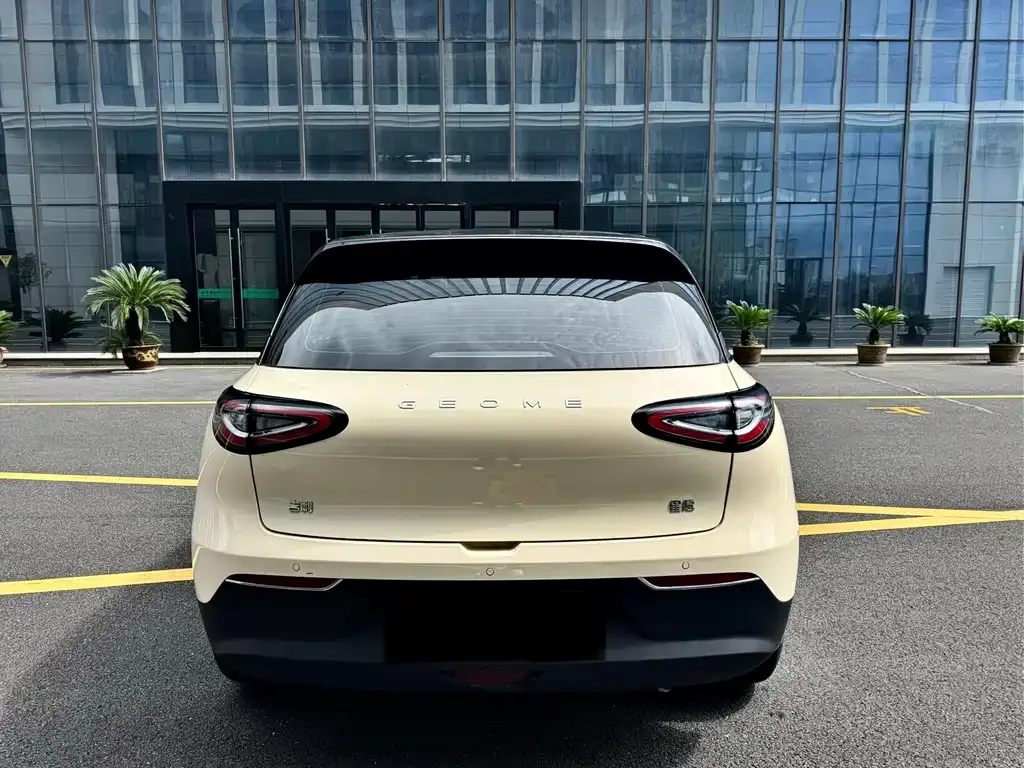 Geely Starburst — фото 10