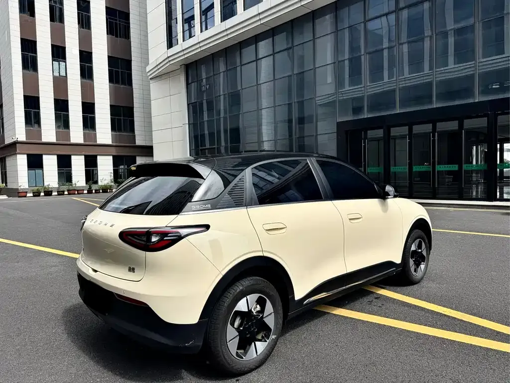 Geely Starburst — фото 3