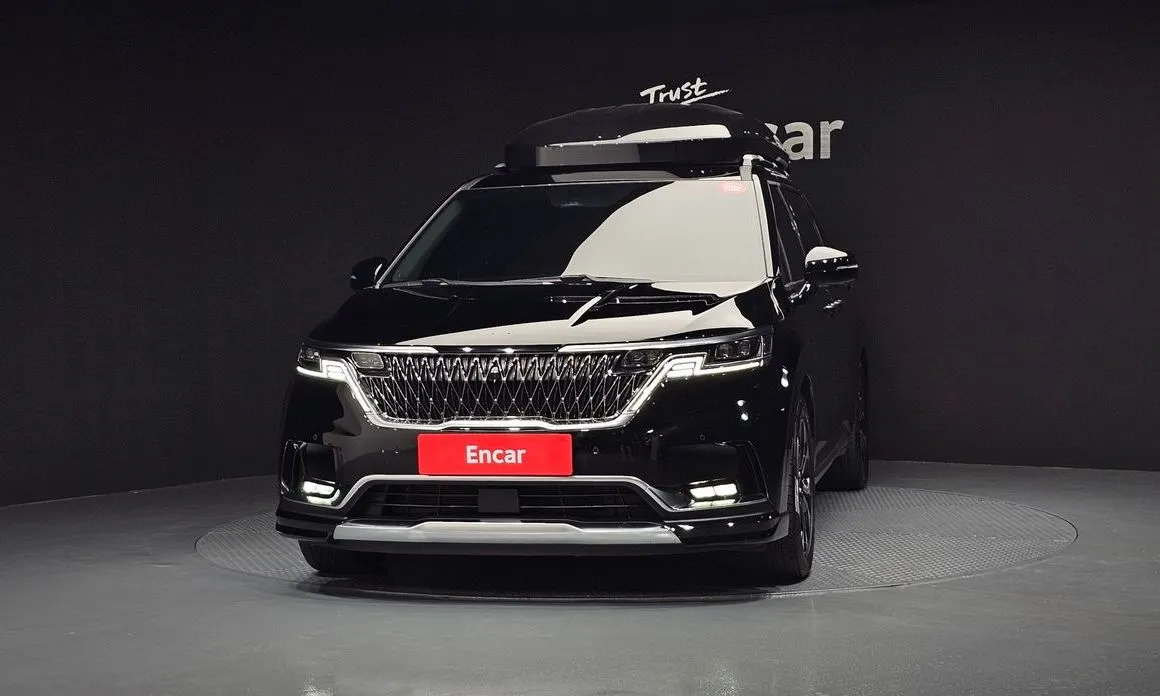 Kia Carnival — фото 10