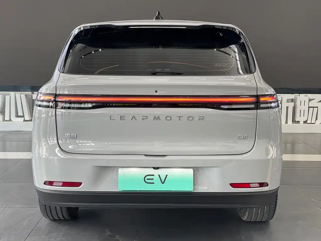 Leapmotor C10 — фото 3