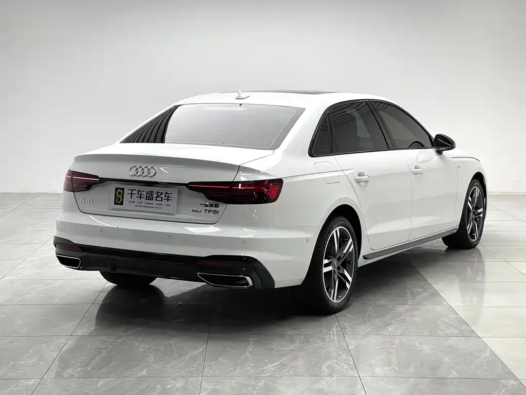 Audi A4L — фото 8