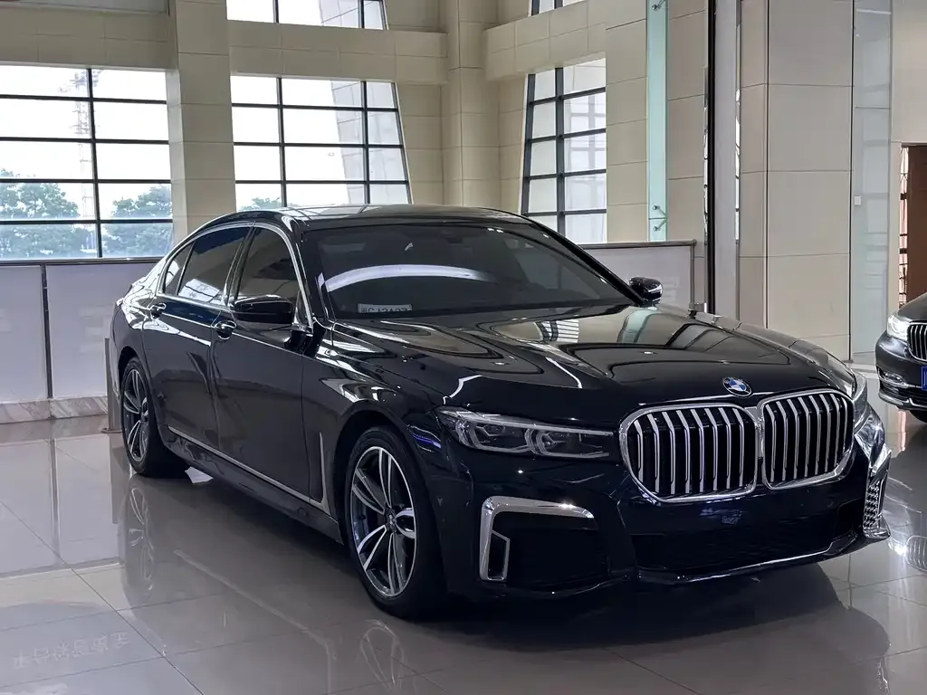 BMW 7 Series 2022 из CN, фото 8