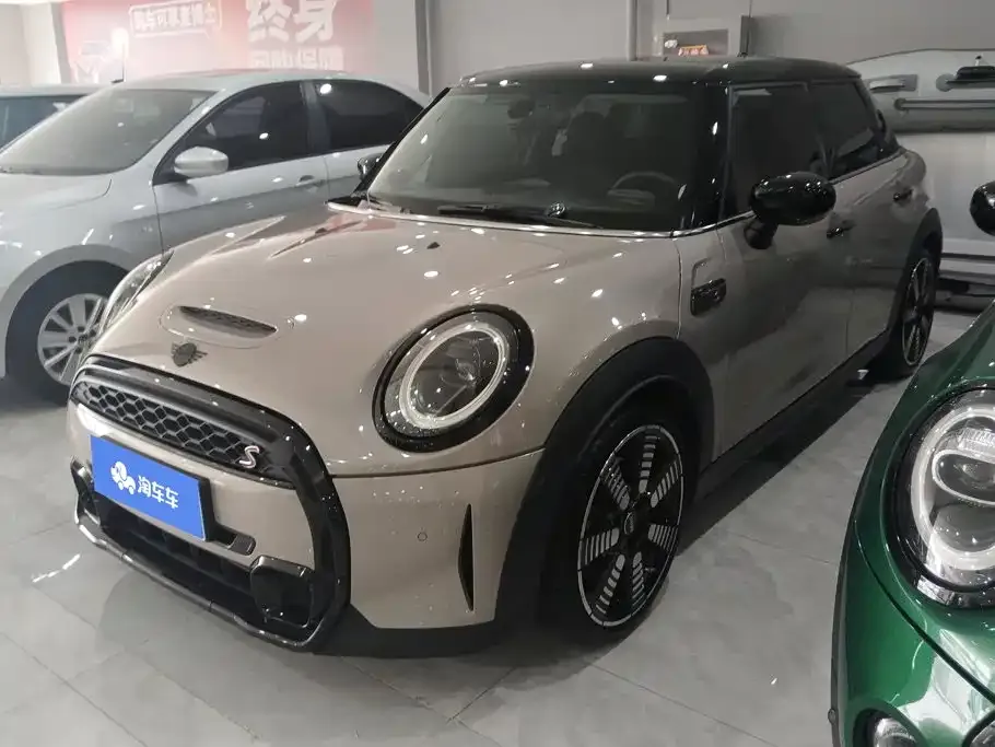 MINI Cooper (3-door) — фото 1