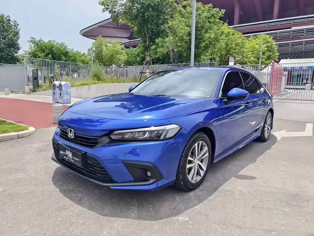 Honda Civic — фото 1