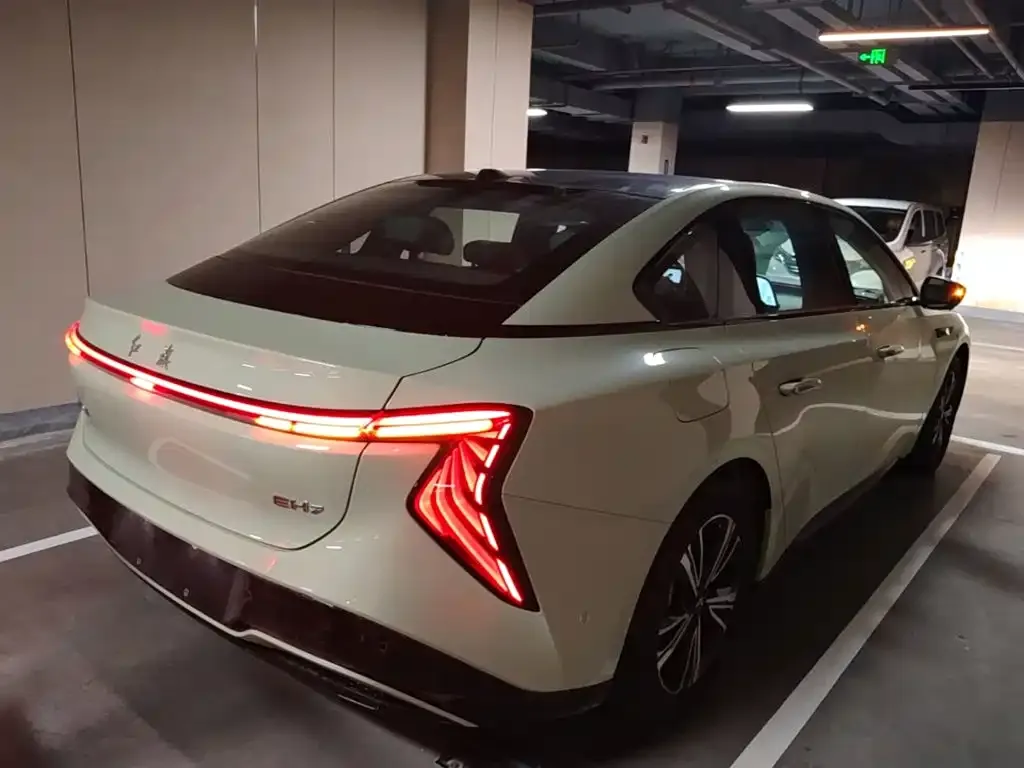 Hongqi EH7 2026 из CN, фото 6