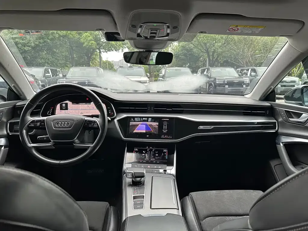 Audi A7L 2024 из CN, фото 9