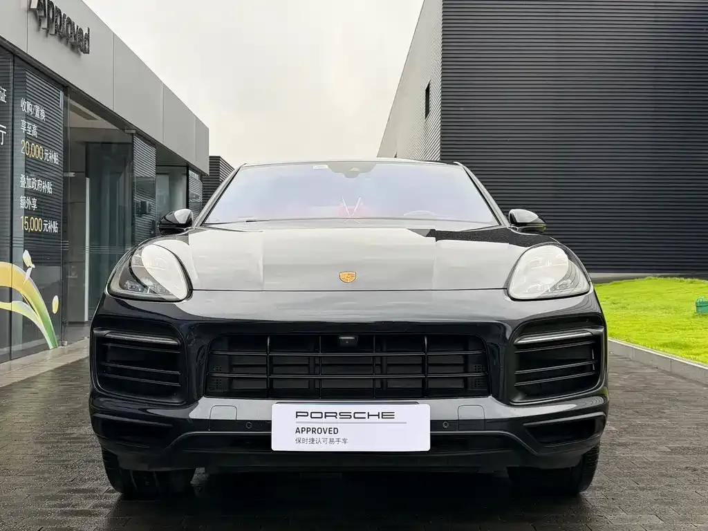 Porsche Cayenne — фото 5