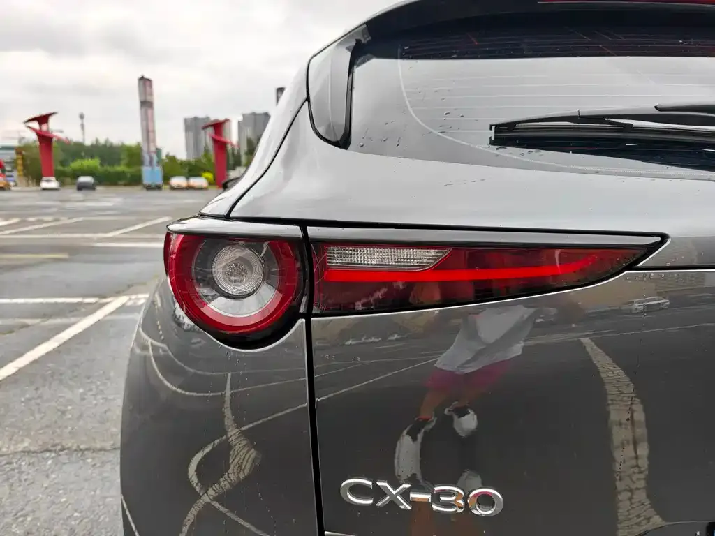 Mazda CX-30 — фото 2