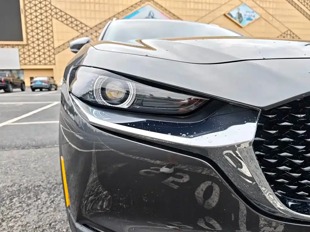 Mazda CX-30 — фото 3