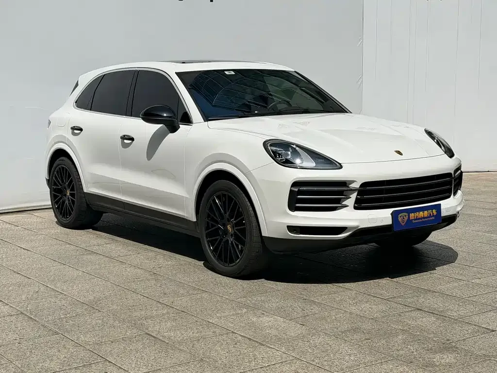 Porsche Cayenne — фото 9