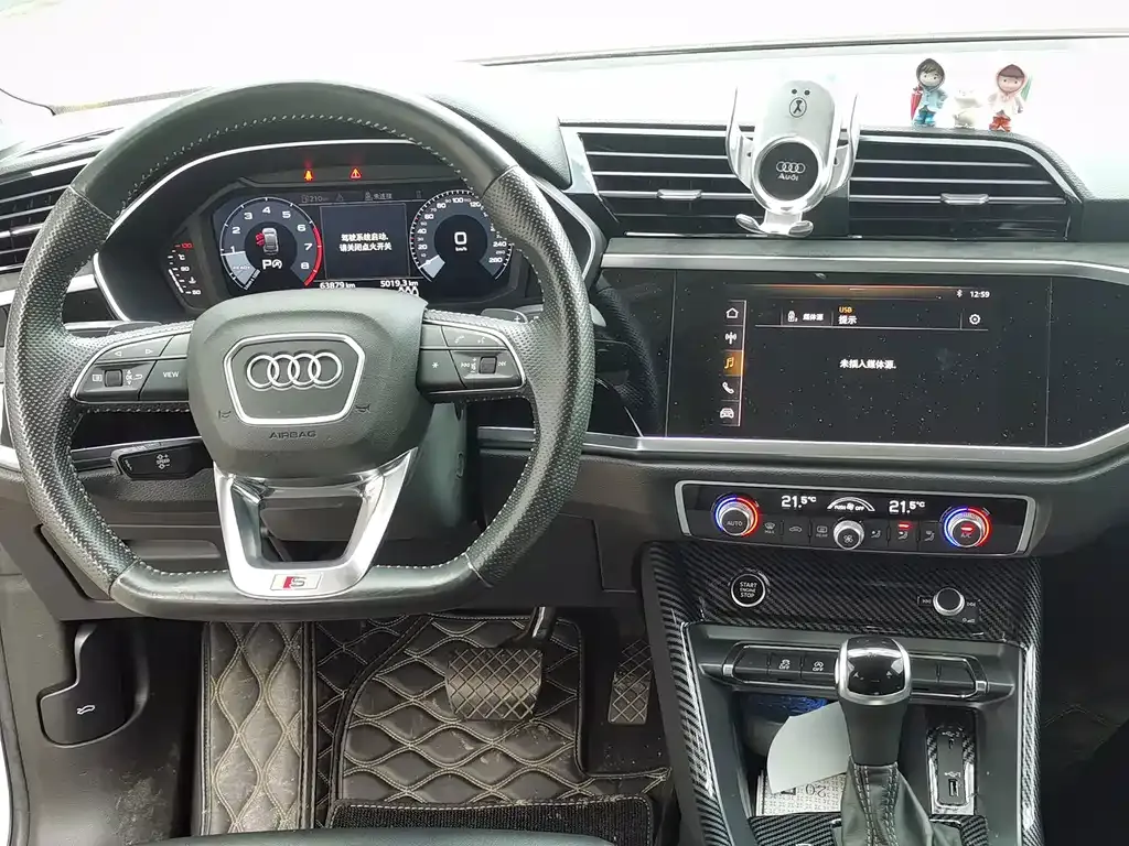Audi Q3 Sportback — фото 9