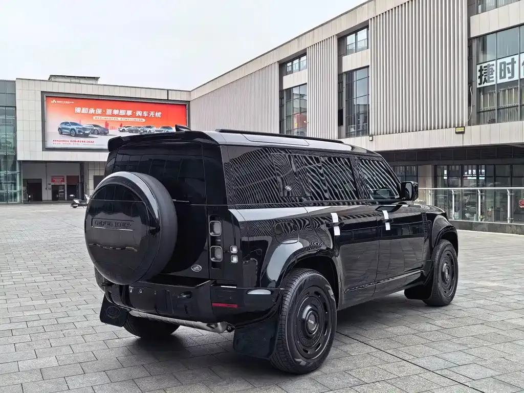 Land Rover Defender — фото 5