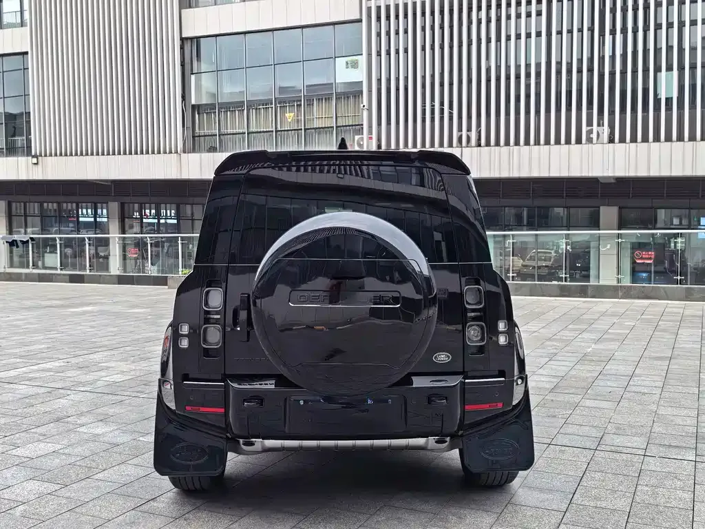 Land Rover Defender — фото 2