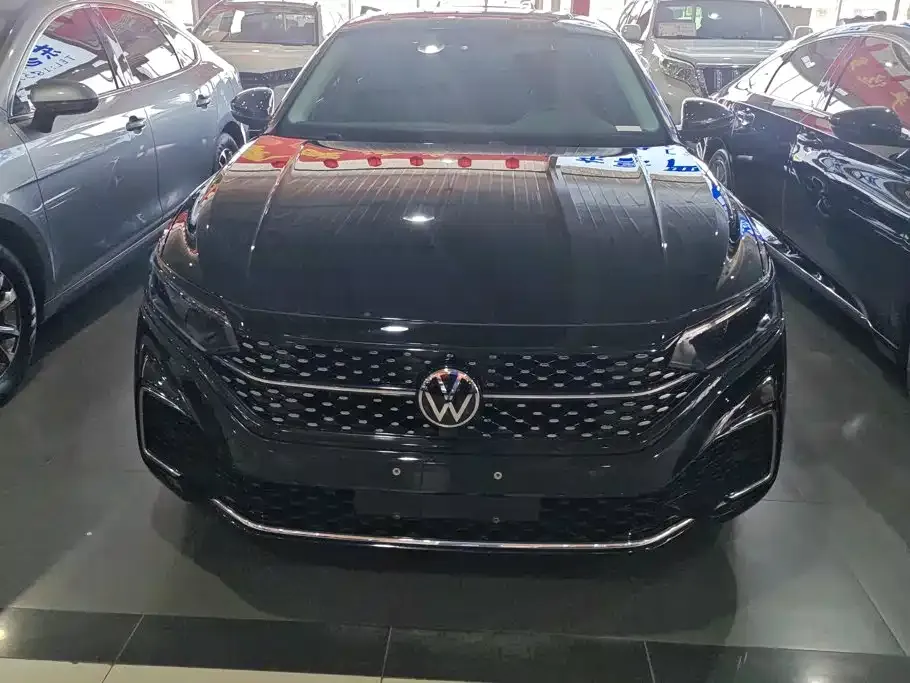 Volkswagen Passat — фото 2
