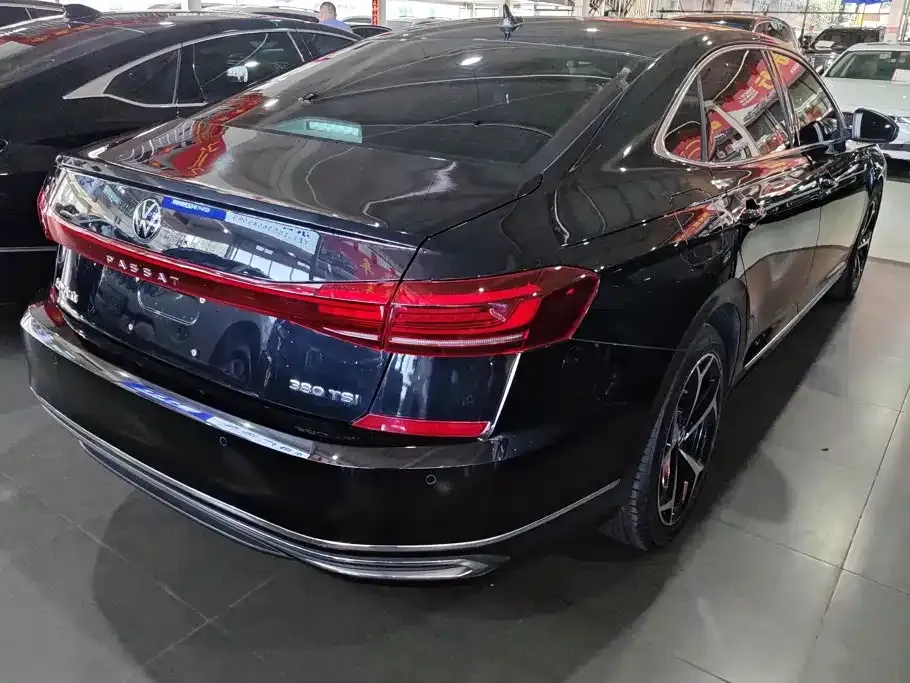 Volkswagen Passat — фото 5