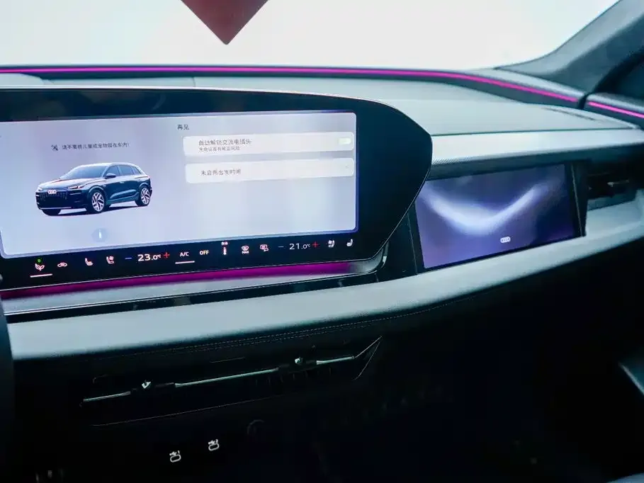 Audi Q6L e-tron — фото 2