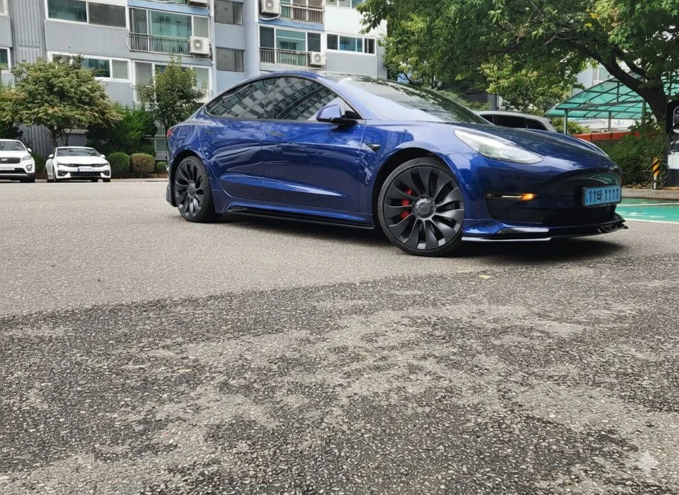 Tesla Model 3 — фото 9