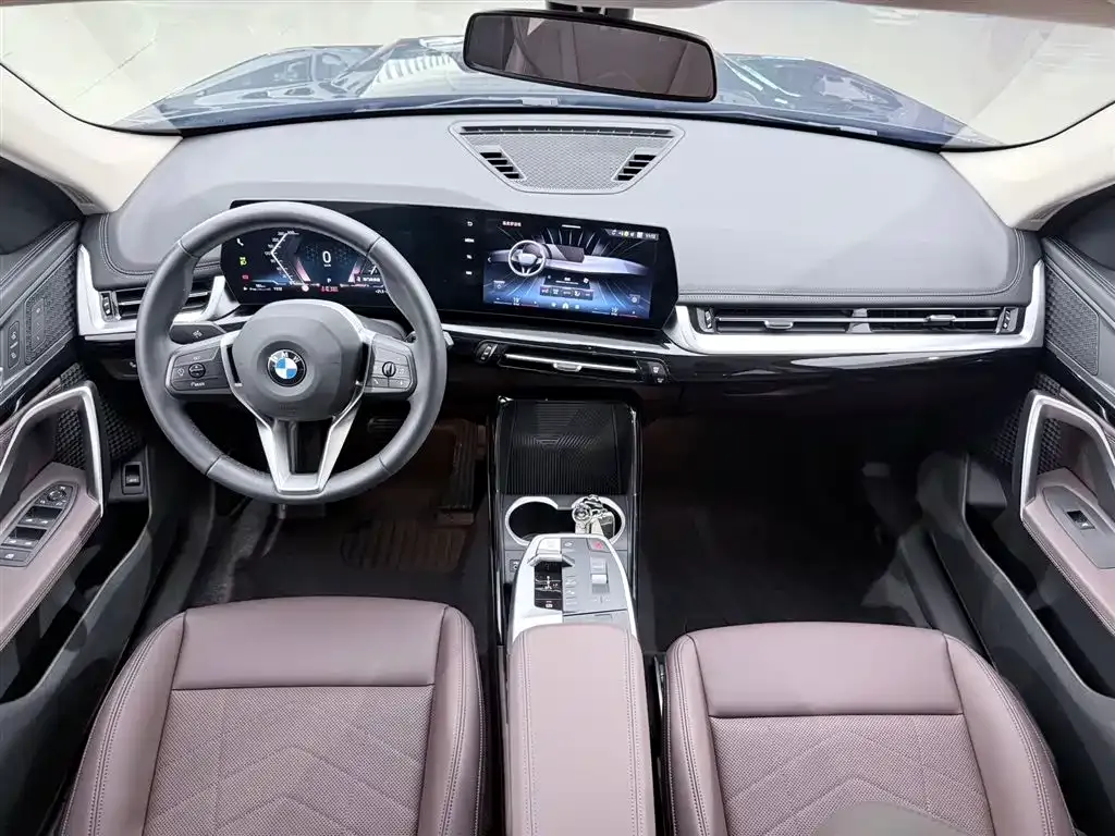 BMW X1 — фото 2