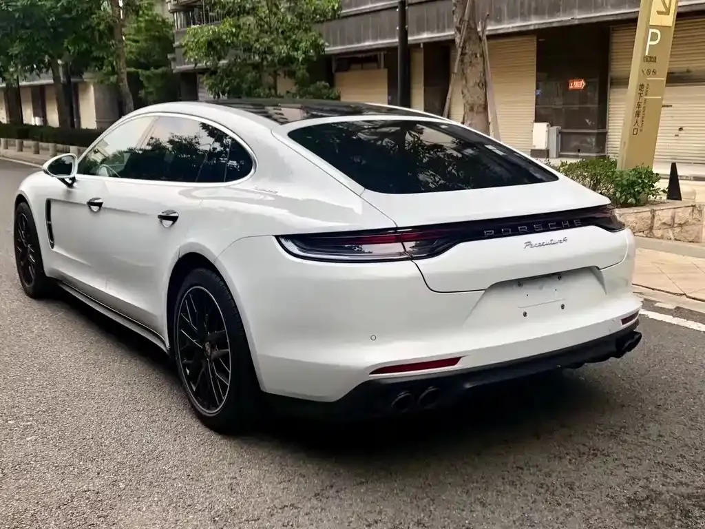 Porsche Panamera — фото 2