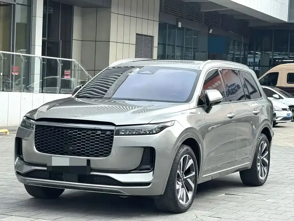 Li Auto ONE