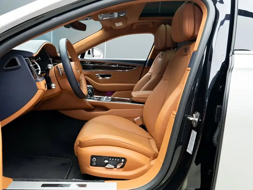 Bentley Flying Spur — фото 9