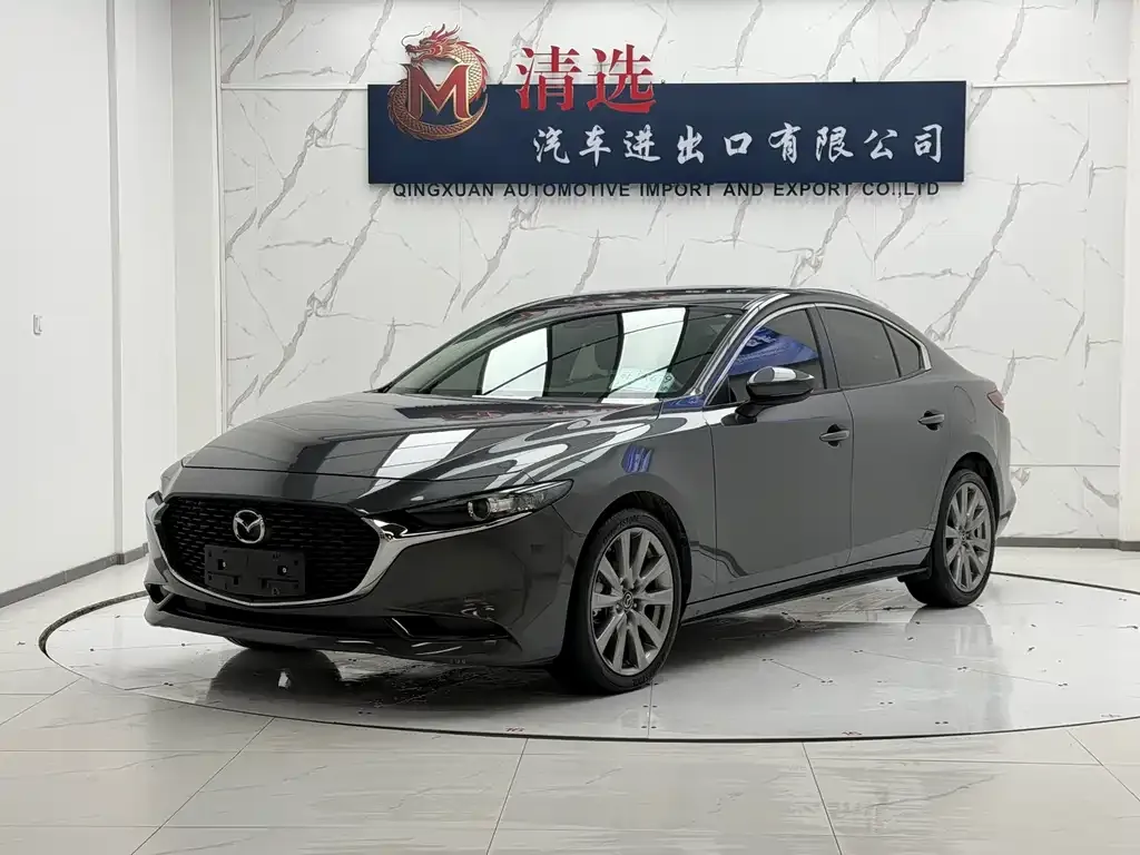 Mazda 3 Axela — фото 1