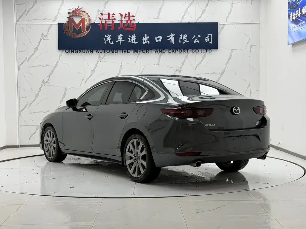 Mazda 3 Axela — фото 9