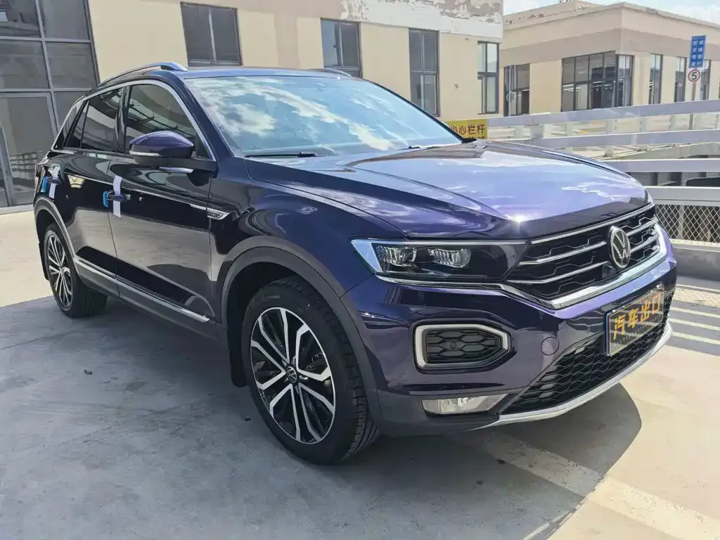 Volkswagen T-Roc — фото 7