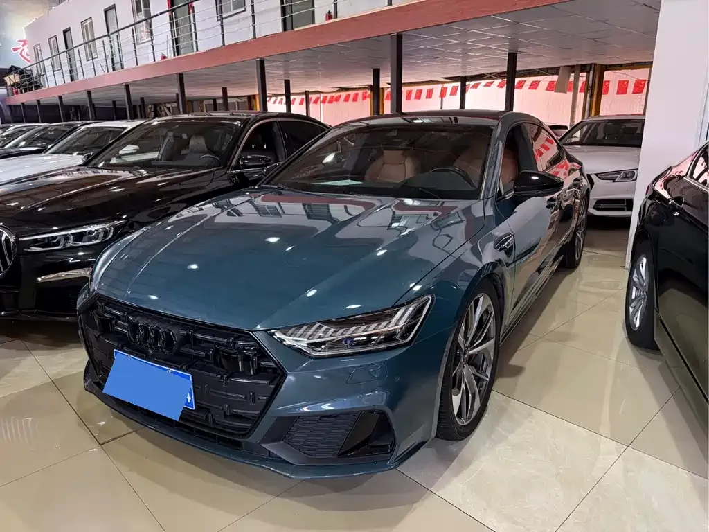 Audi A7 — фото 1