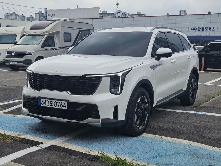 Kia Sorento — фото 1