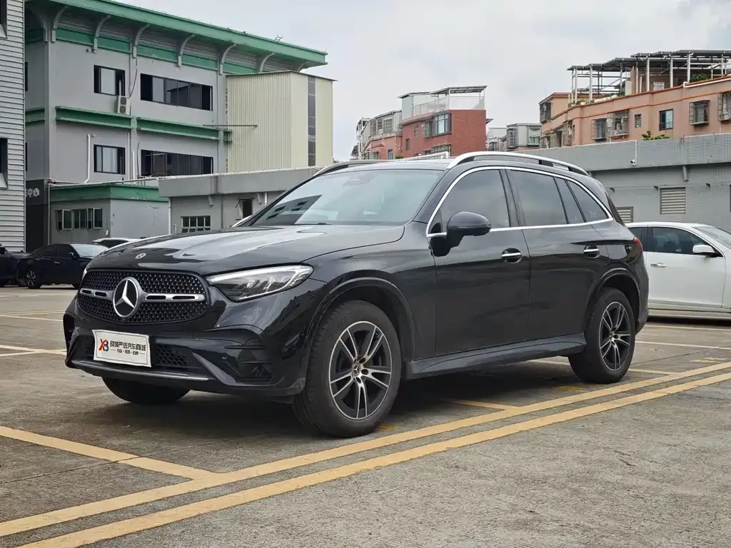 Mercedes-Benz GLC — фото 1