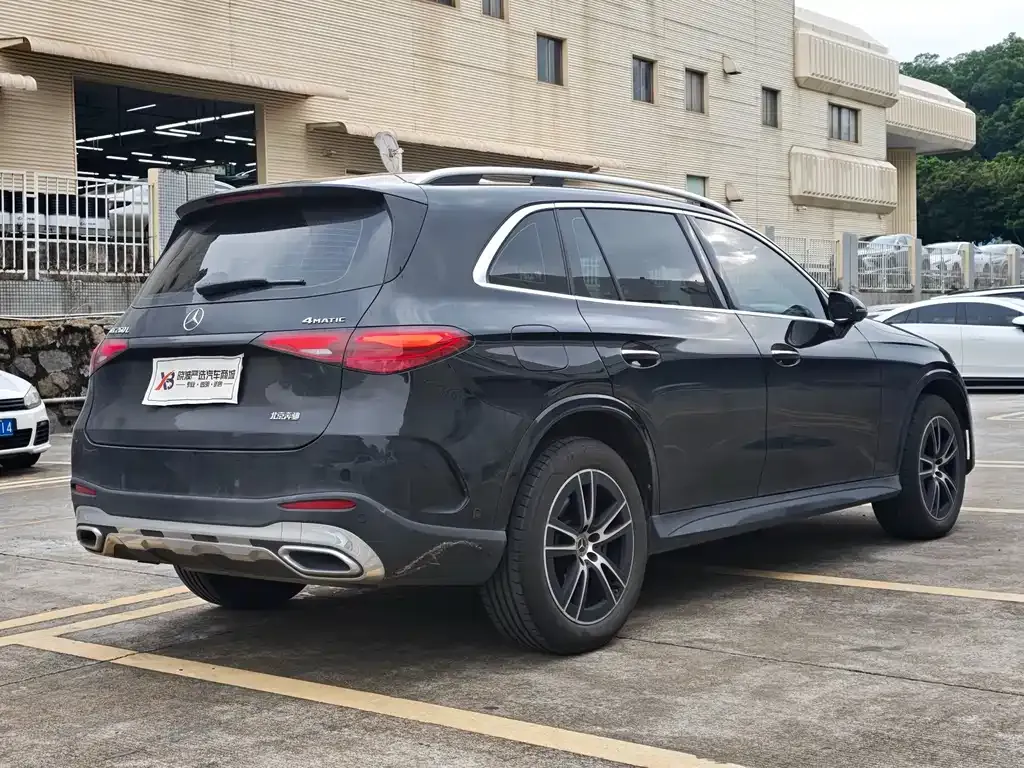 Mercedes-Benz GLC — фото 10