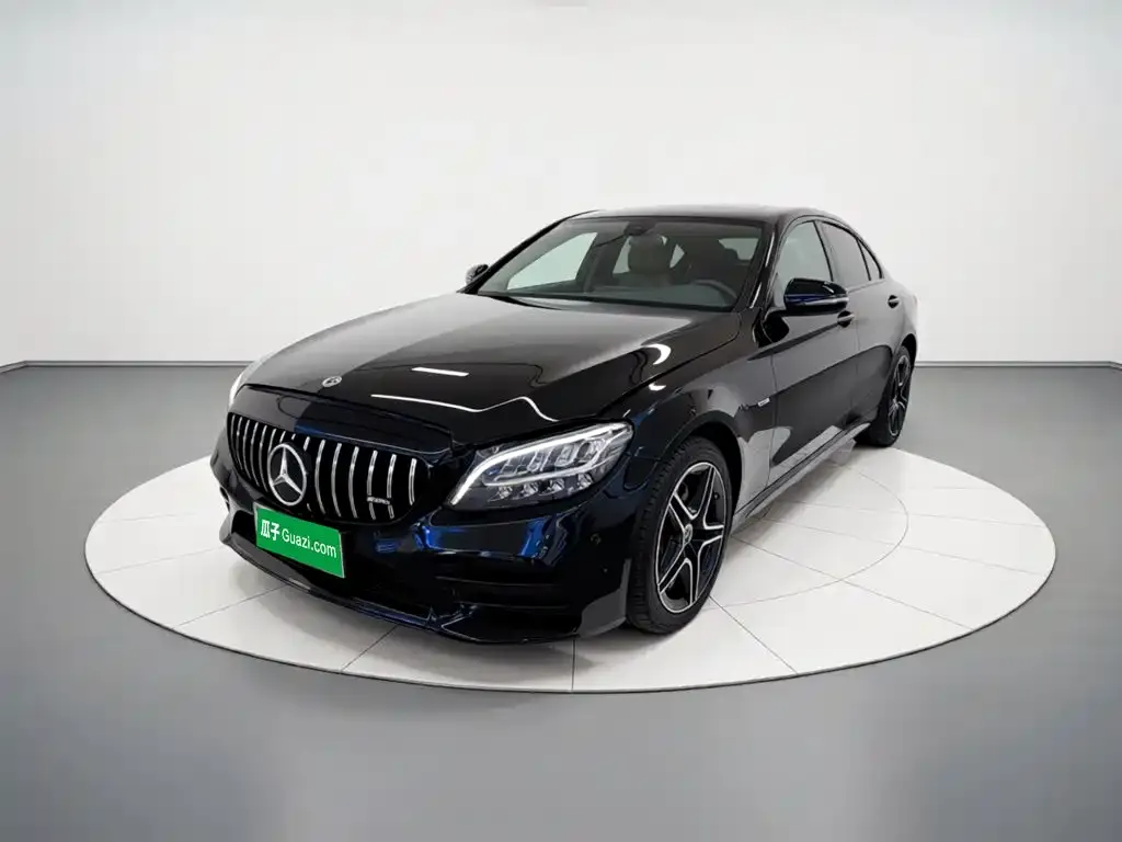 Mercedes-Benz C-Class — фото 1