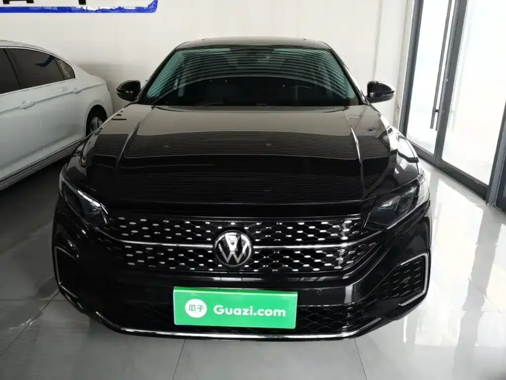Volkswagen Passat — фото 4