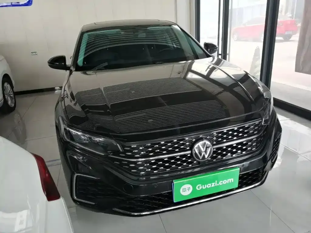 Volkswagen Passat — фото 3