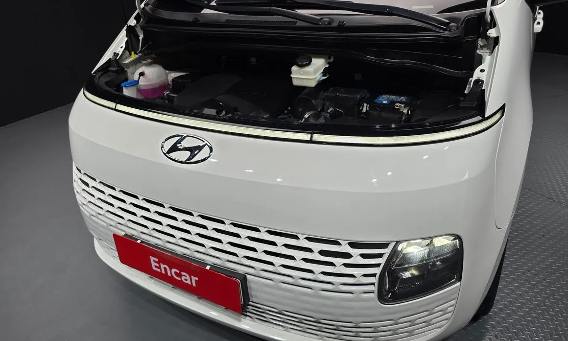 Hyundai Staria — фото 2