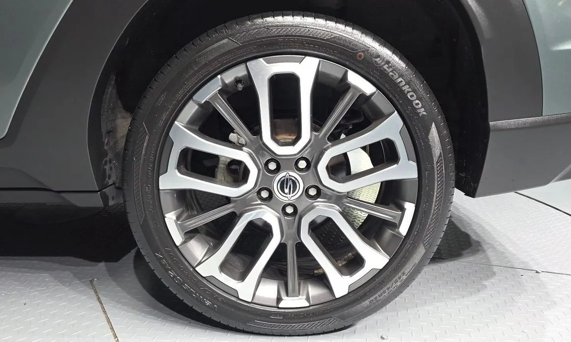 KG Mobility (Ssangyong) Torres — фото 8