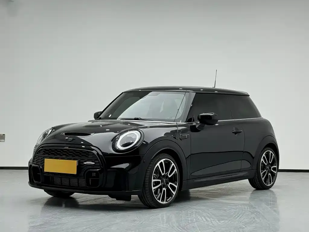 MINI Cooper (3-door) — фото 1