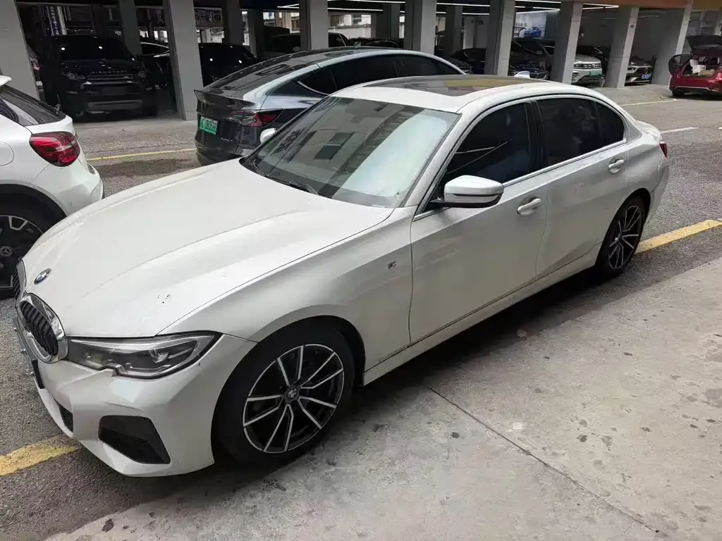 BMW 3 Series — фото 1