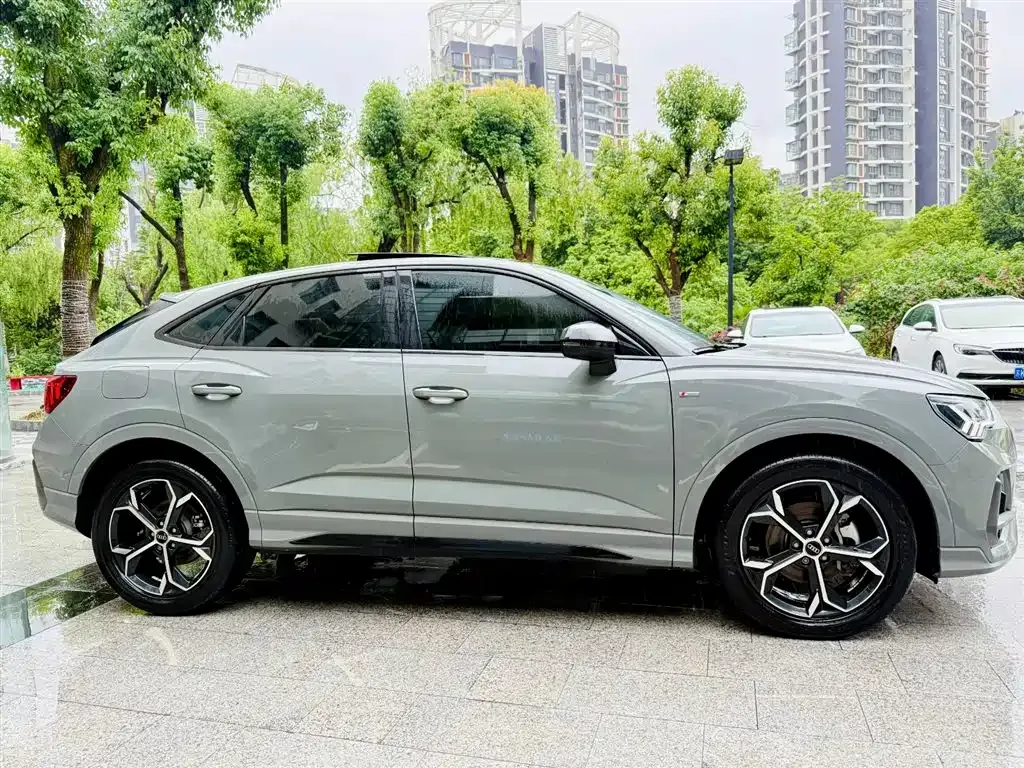 Audi Q3 Sportback 2024 из CN, фото 10