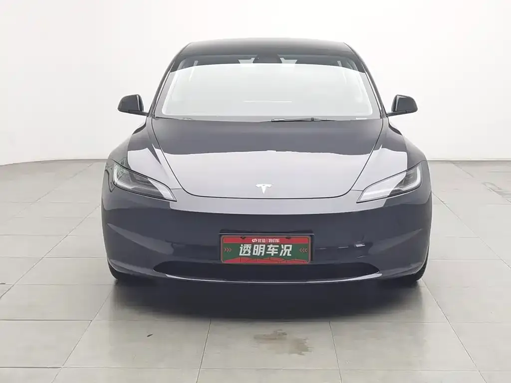 Tesla Model 3 — фото 8