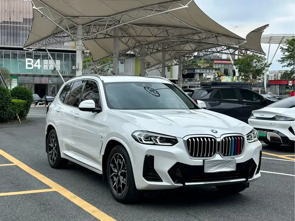 BMW X3 — фото 9
