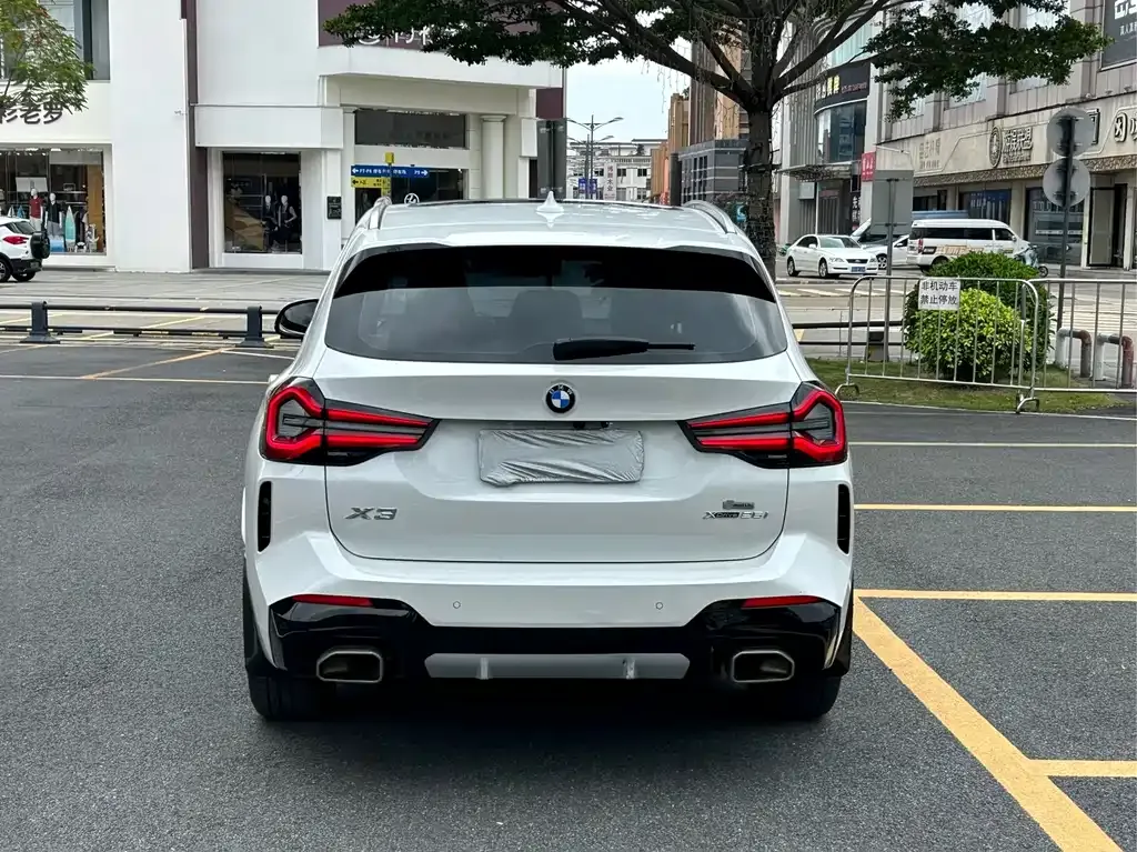 BMW X3 — фото 10