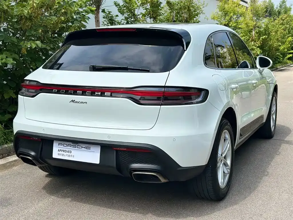 Porsche Macan — фото 8