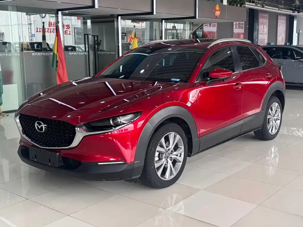 Mazda CX-30 — фото 1